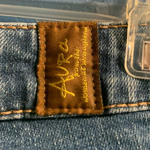 Wrangler Aura Women's Medium Washed Jeans Size 12 Regular Short - Picture 4 of 15